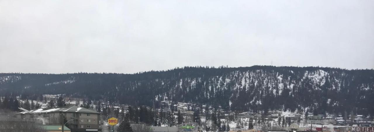 Hamilton Hotel Williams Lake Luaran gambar